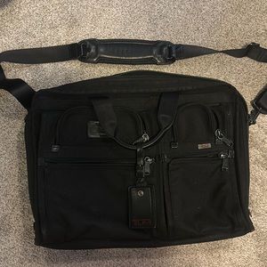 Tumi Alpha compact large screen laptop brief